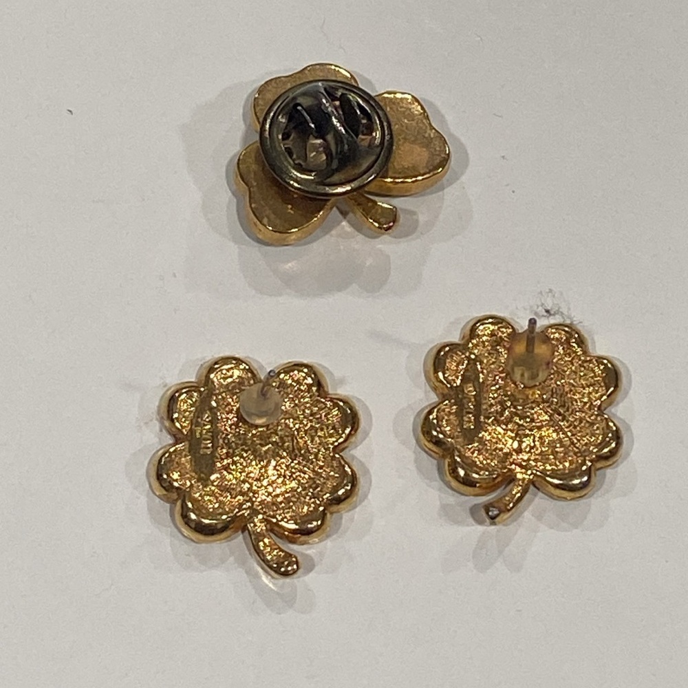 AVON Vintage Gold Tone Shamrock Earrings with bonus BROOCH Pin - Picture 4 of 9